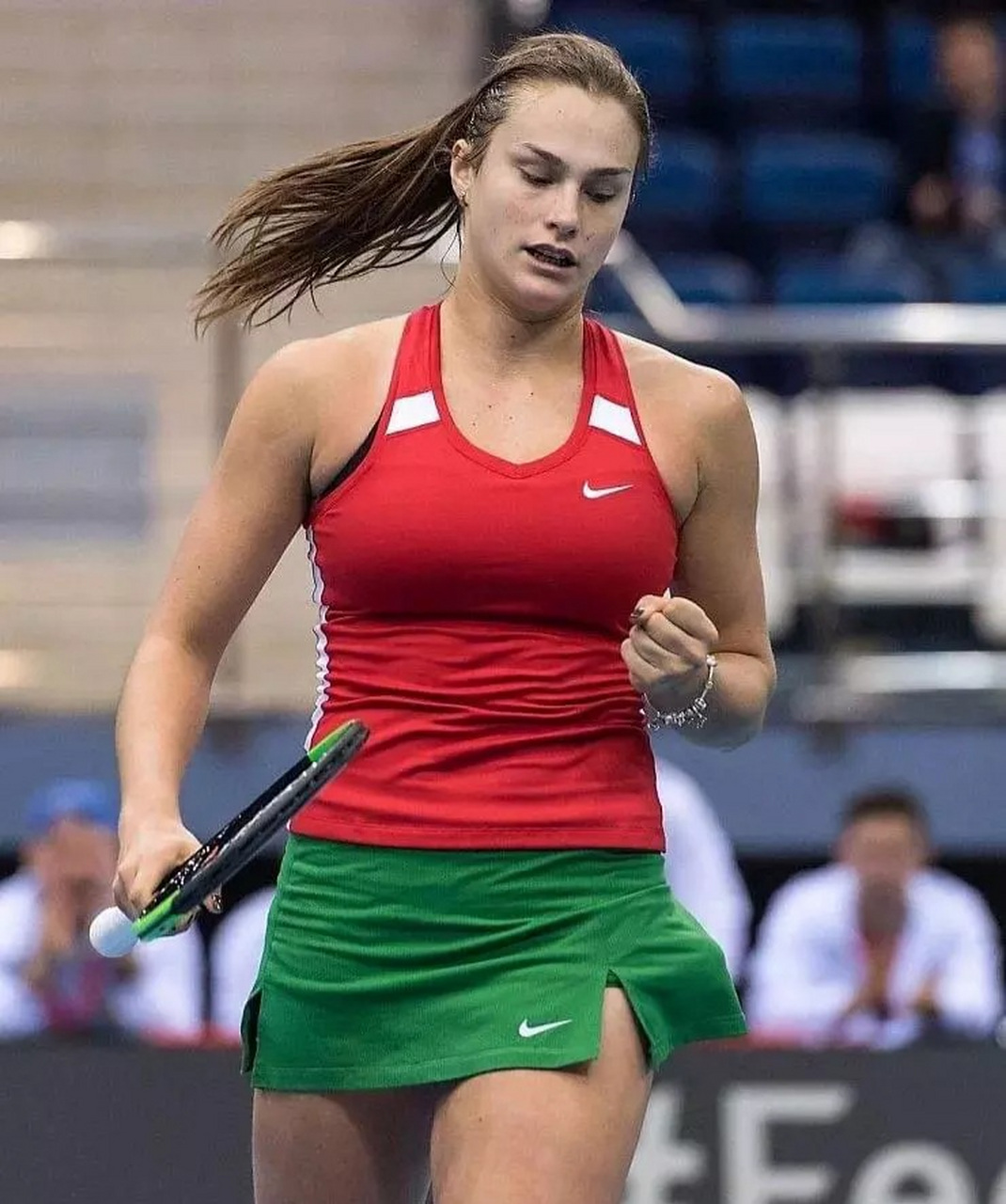 他们不仅需 他们不仅需