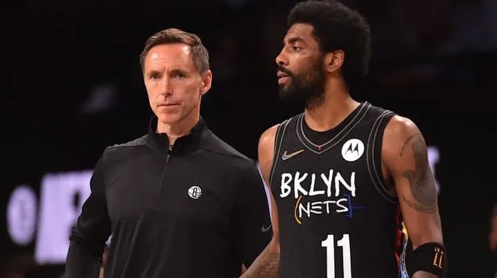 内线拼抢中 内线拼抢中